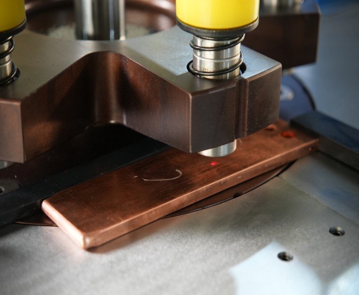 How to Design a Busbar Manufacturing System for Switchgear