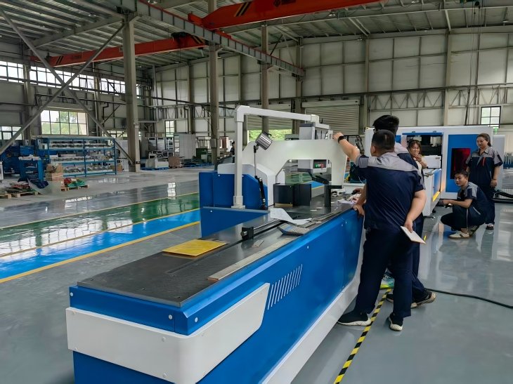 Wide-Range Copper and Aluminum Busbars Applications