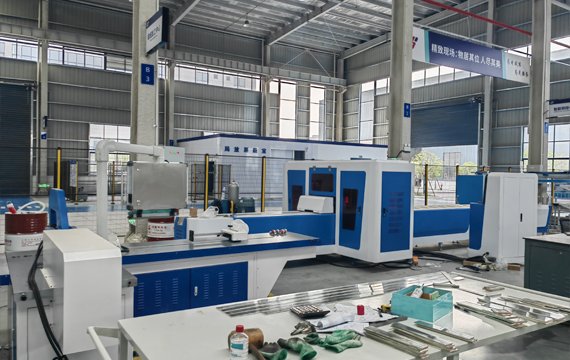 How To Choose The Right Busbar Cutting Machine
