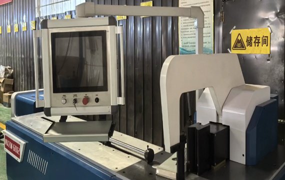 CNC busbar bending machine